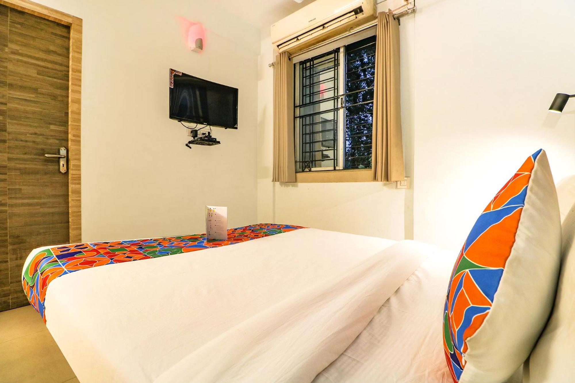 Fabhotel Azure Sky - Nr Ruby Hospital Jādabpur Eksteriør billede